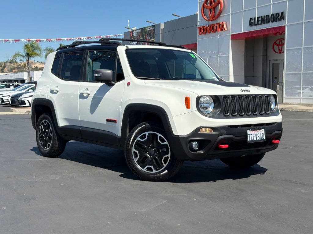 Used 2017 Jeep Renegade Trailhawk AWD/4WD image 1