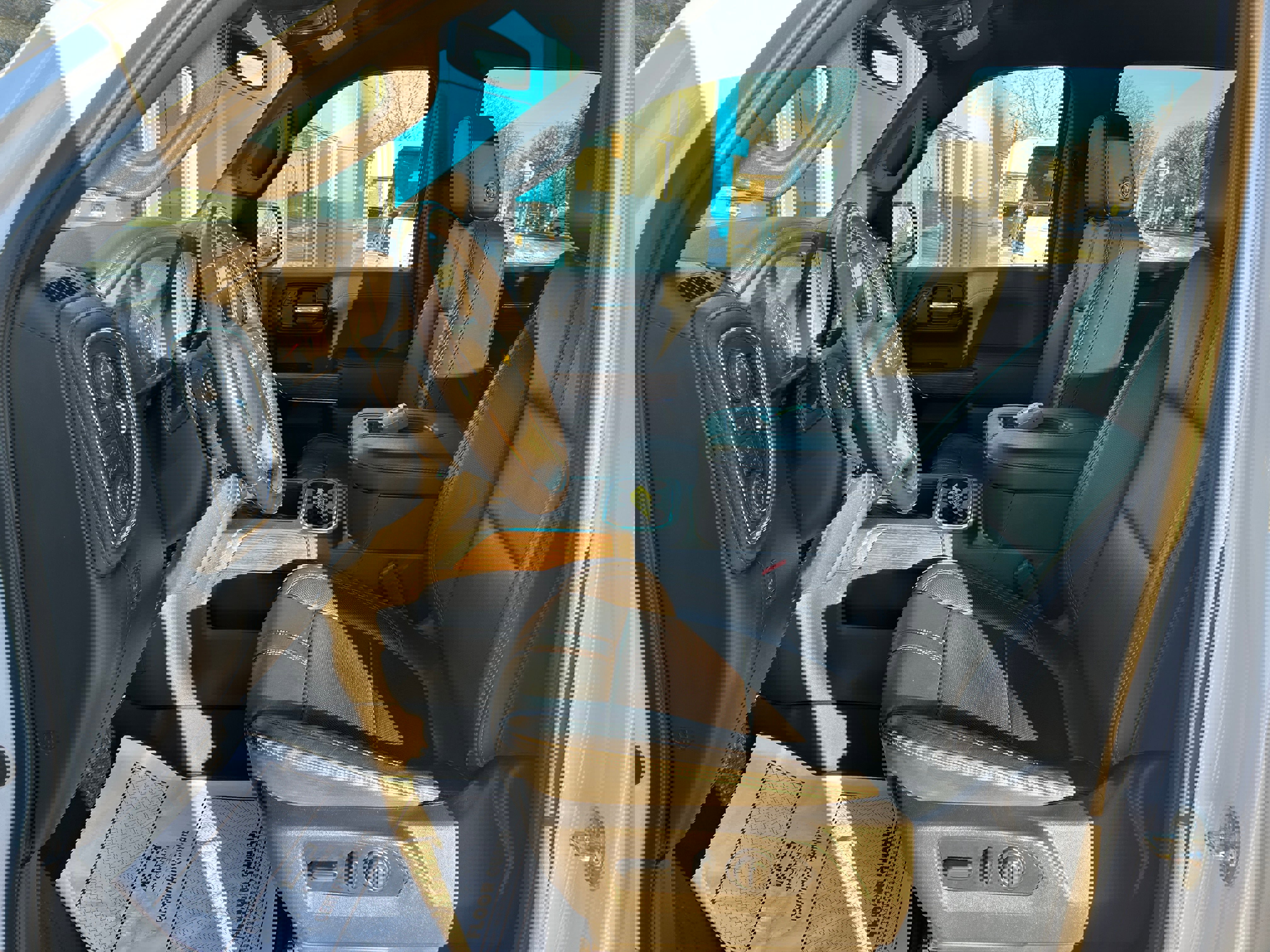 Used 2021 Chevrolet Silverado 1500 High Country w/ Z71 Off-Road Package image 16