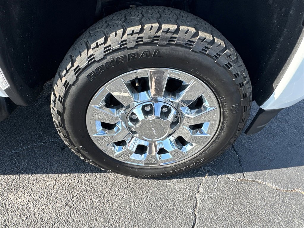 Used 2017 GMC Sierra 2500 Denali w/ Duramax Plus Package image 13