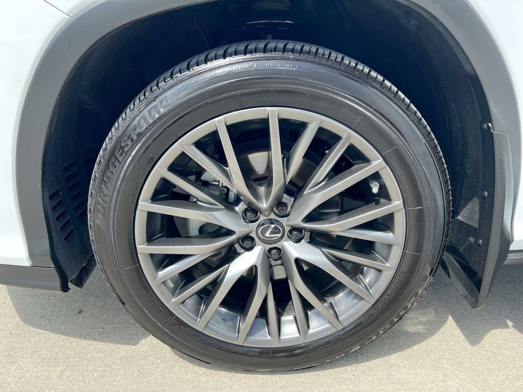 Certified 2022 Lexus RX 350 F Sport w/ Accessory Package AWD/4WD image 9