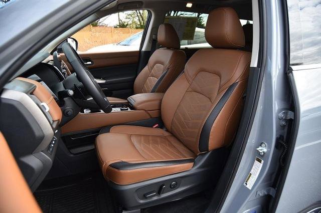 Certified 2024 Nissan Pathfinder Platinum w/ Cargo Package image 24