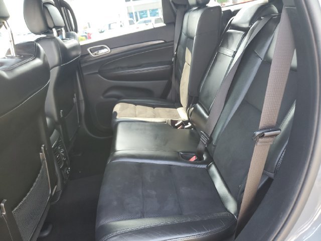 Used 2020 Jeep Grand Cherokee Altitude RWD image 23