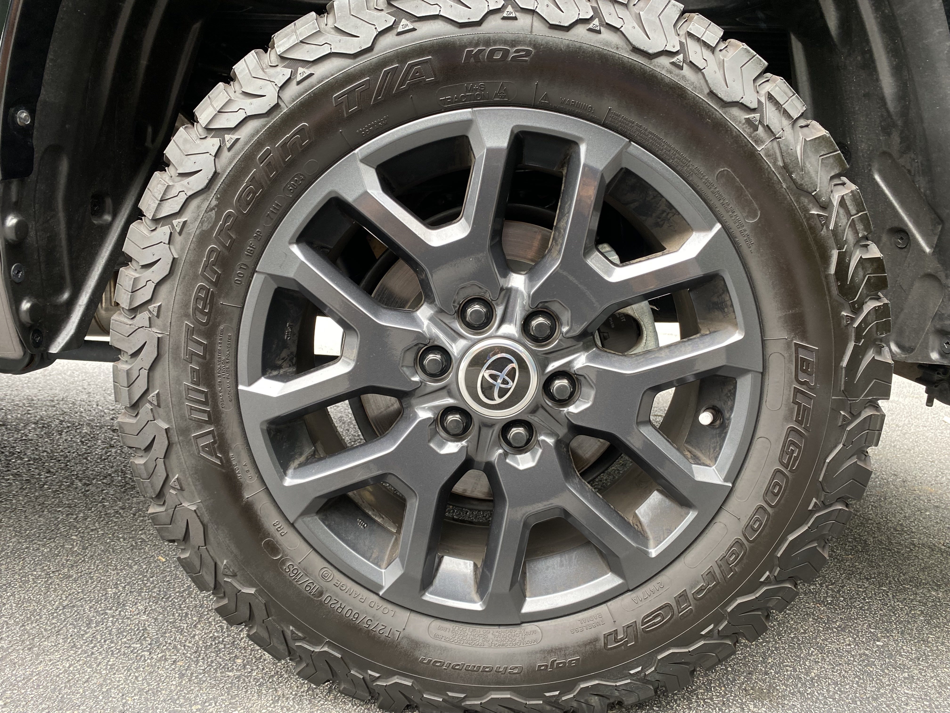 Used 2024 Toyota Tundra Platinum AWD/4WD image 44