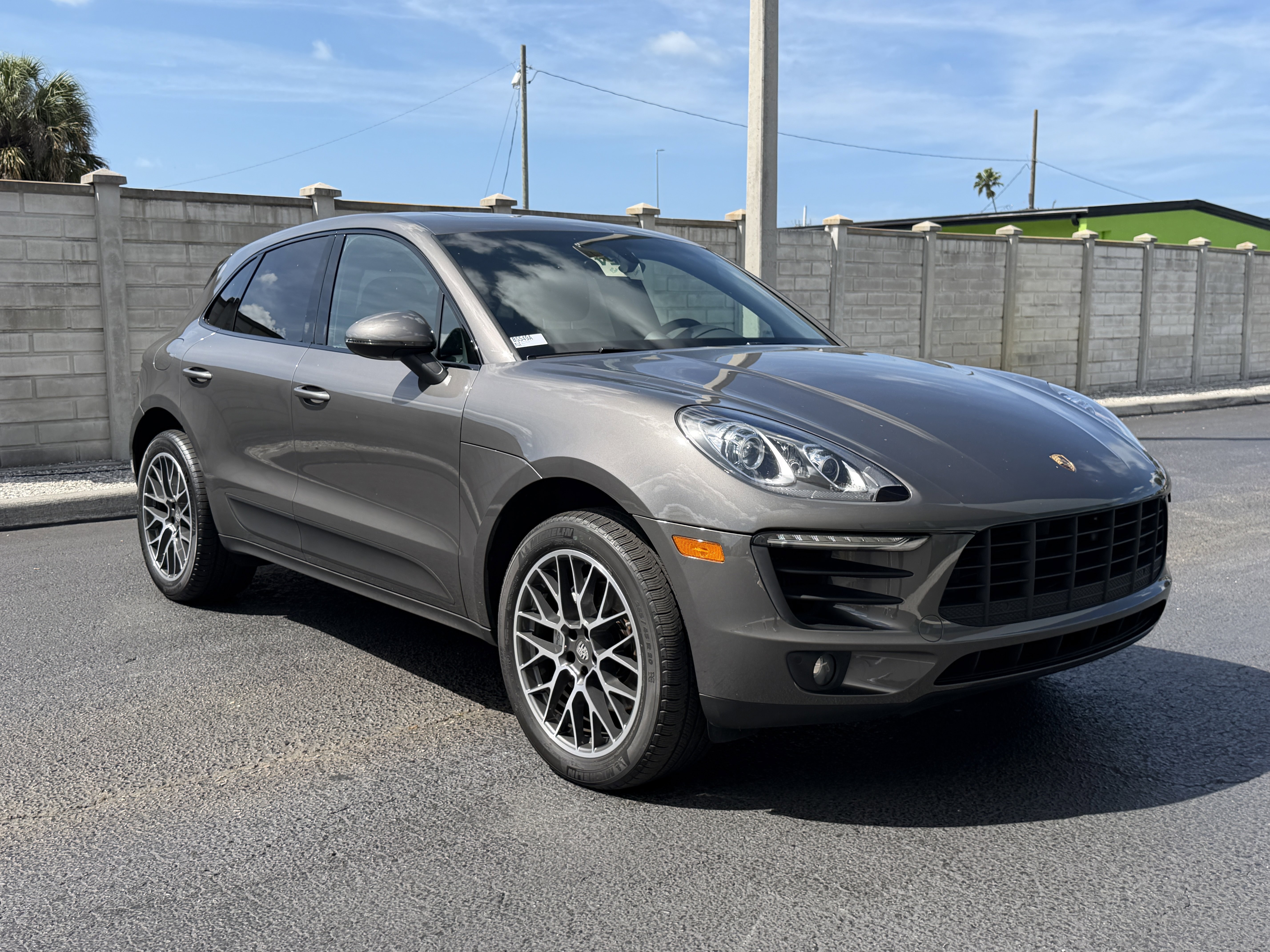 Certified 2015 Porsche Macan S image 8