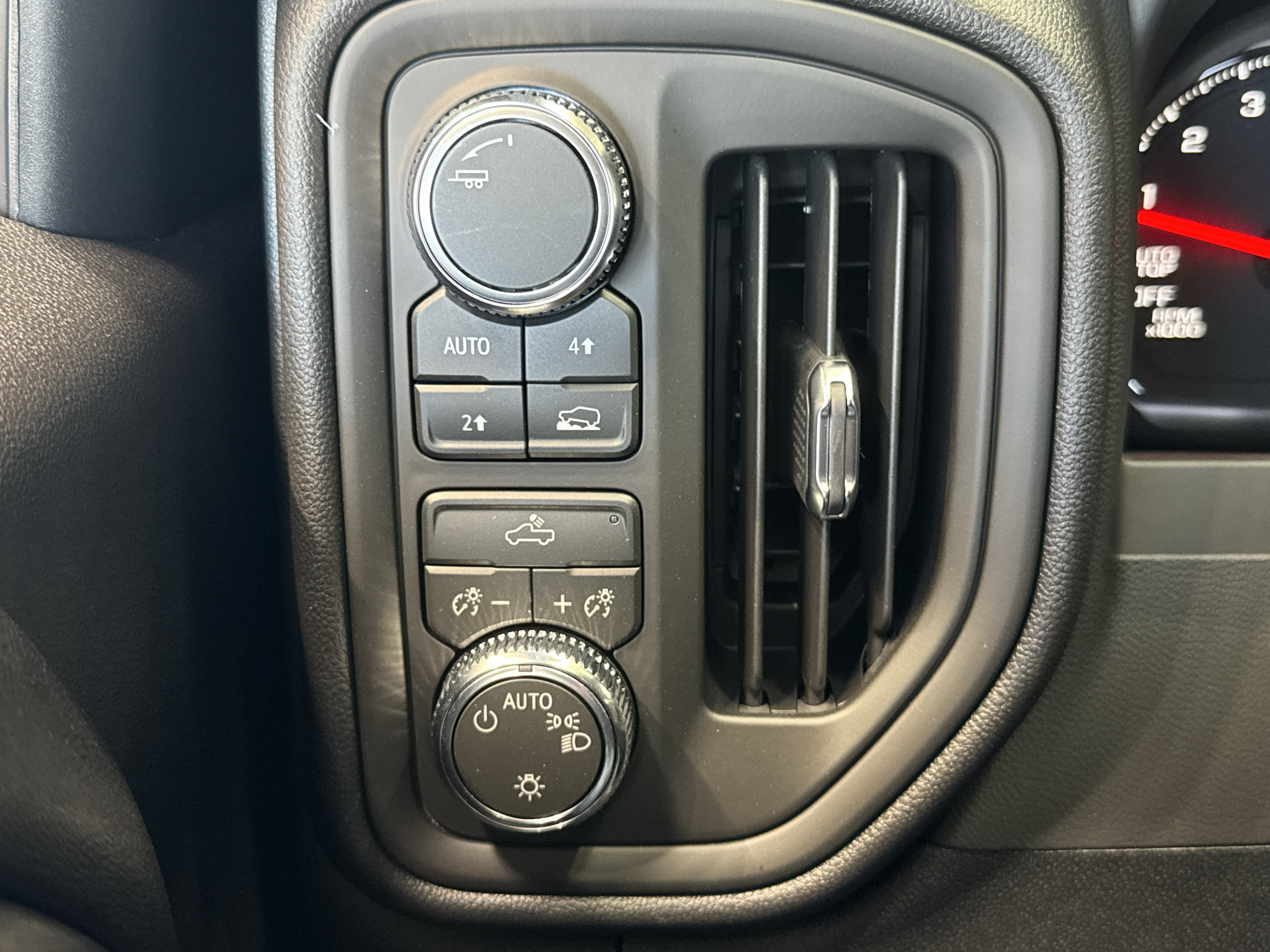New 2026 GMC Sierra 1500 Pro w/ Graphite Edition AWD/4WD image 29