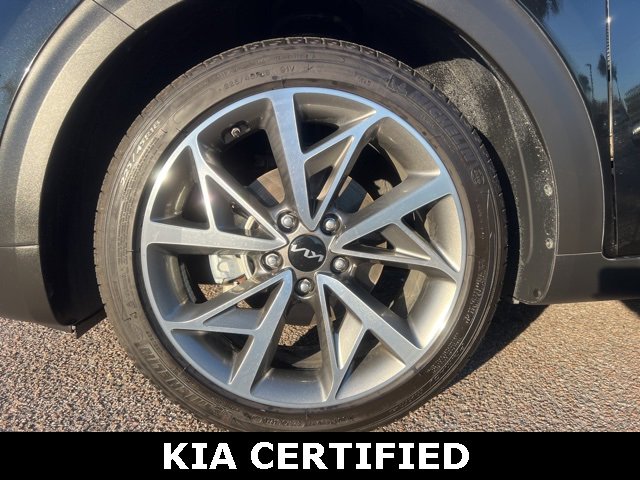 Certified 2022 Kia Niro Touring Special Edition image 10