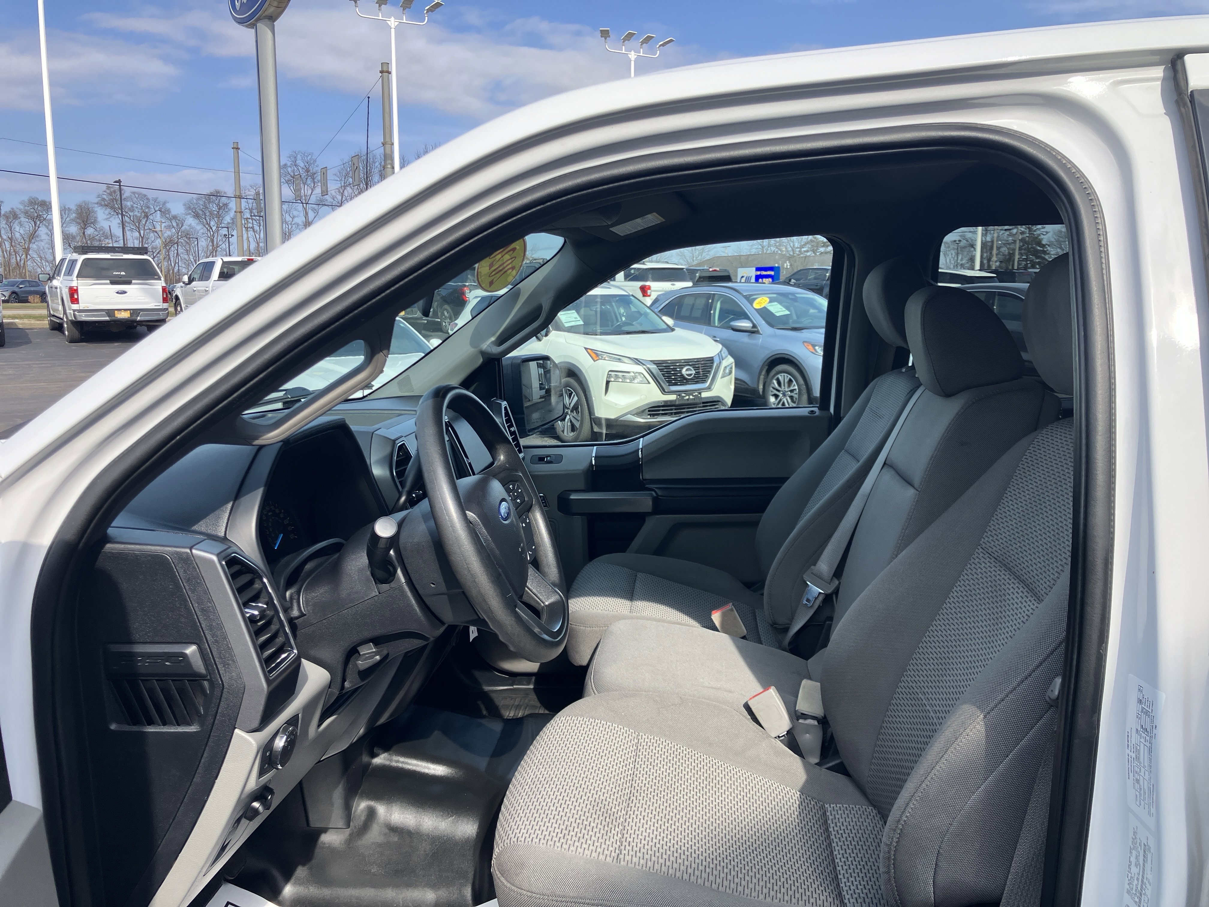 Used 2020 Ford F150 XLT w/ Trailer Tow Package image 9