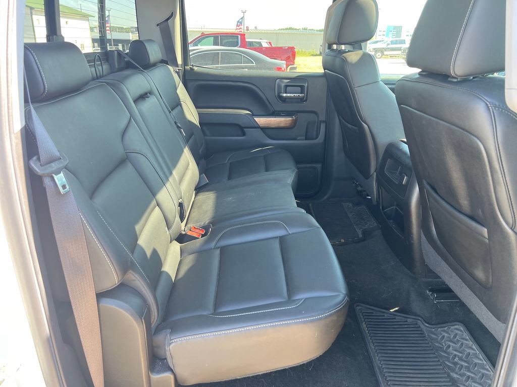 Used 2015 Chevrolet Silverado 1500 LTZ w/ LTZ Plus Package AWD/4WD image 29