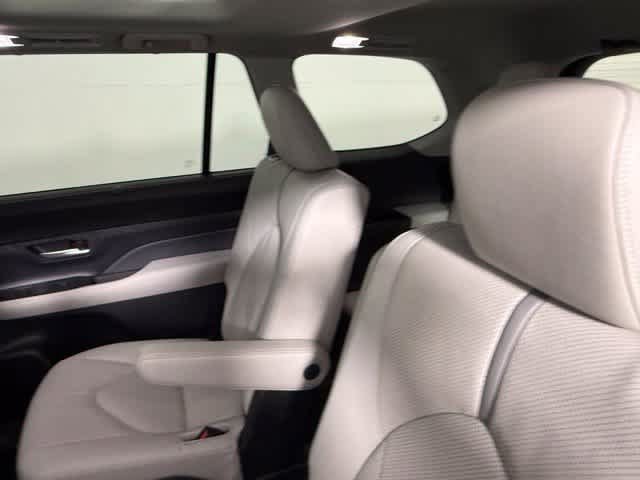 Used 2026 Toyota Grand Highlander AWD image 44