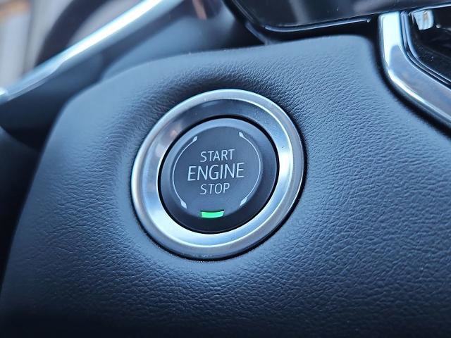 Certified 2024 GMC Canyon Elevation w/ Trailering Package image 17