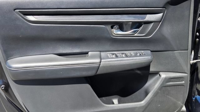 Used 2023 Honda CR-V LX image 15
