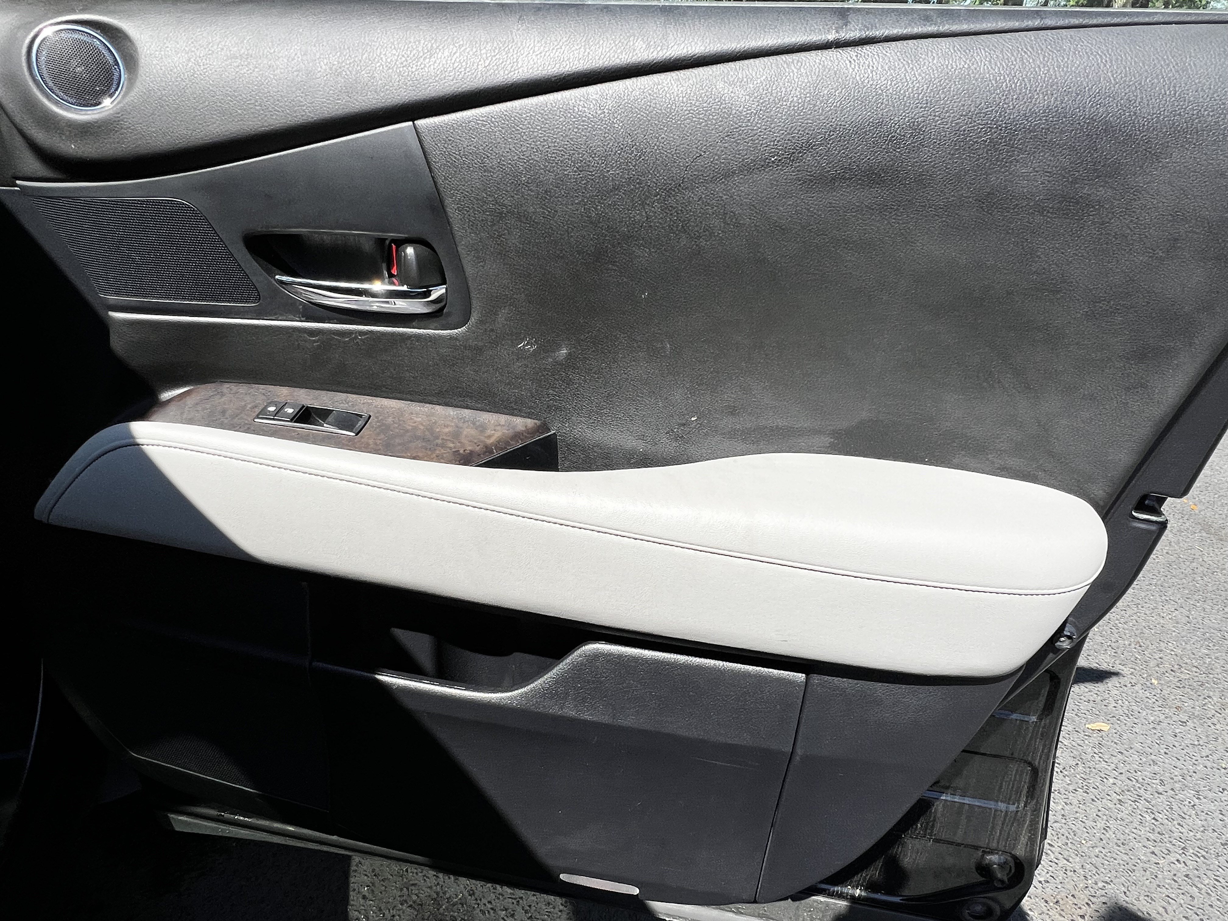 Used 2015 Lexus RX 450h FWD image 44