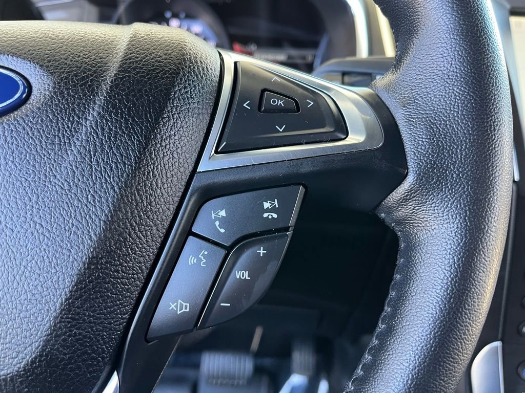 Used 2020 Ford Edge Titanium w/ Equipment Group 301A image 11