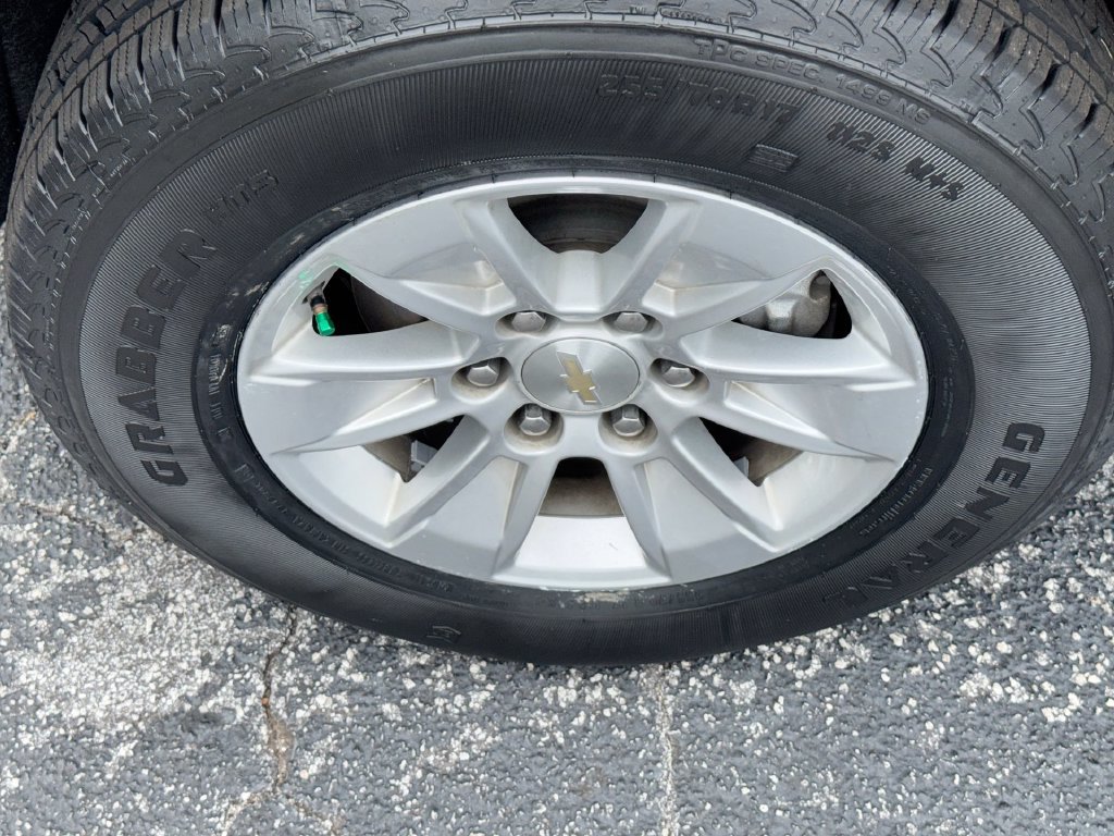 Used 2022 Chevrolet Silverado 1500 LT RWD image 12
