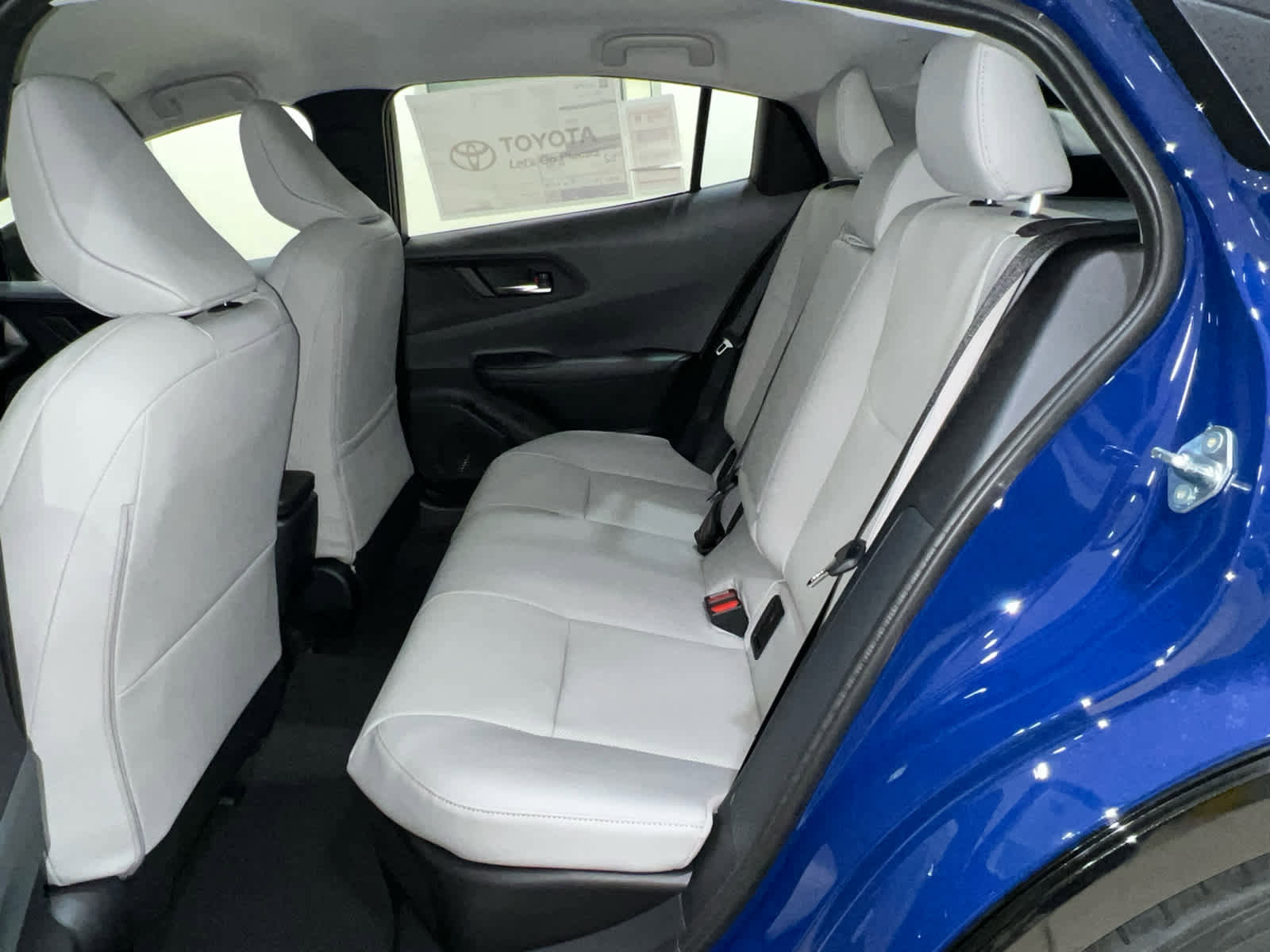 New 2026 Toyota Prius XLE image 10