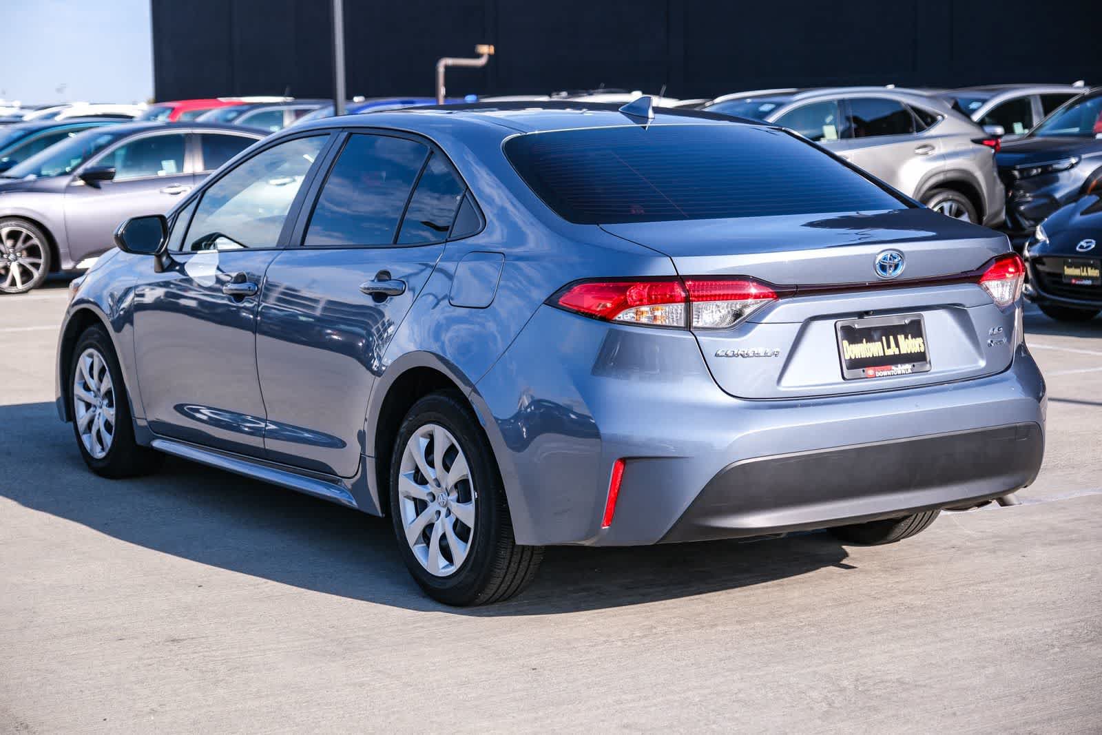 Used 2025 Toyota Corolla LE FWD image 6