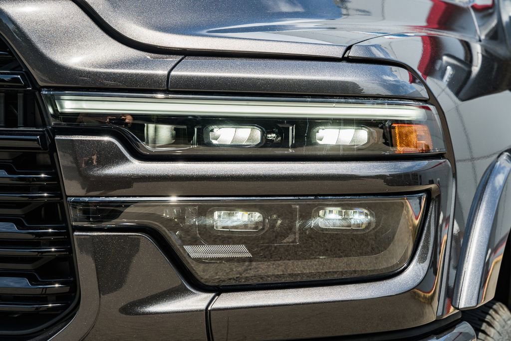 New 2026 RAM 2500 Limited AWD/4WD image 13