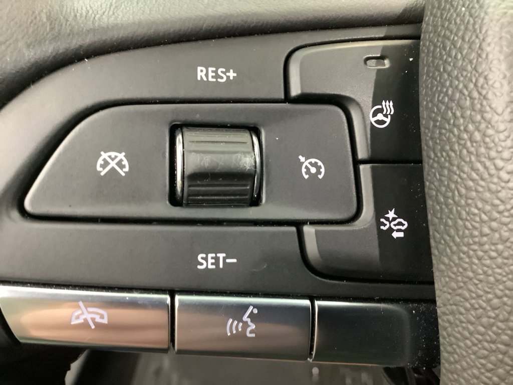 Used 2023 Cadillac XT4 Premium Luxury image 16