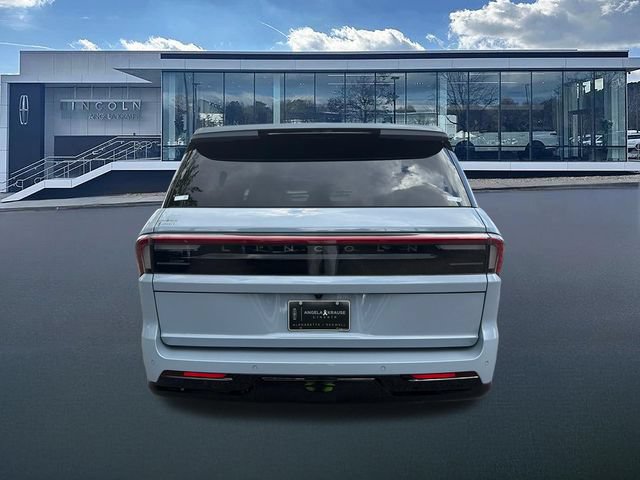 New 2025 Lincoln Navigator L Reserve w/ Jet Appearance Package AWD/4WD image 7