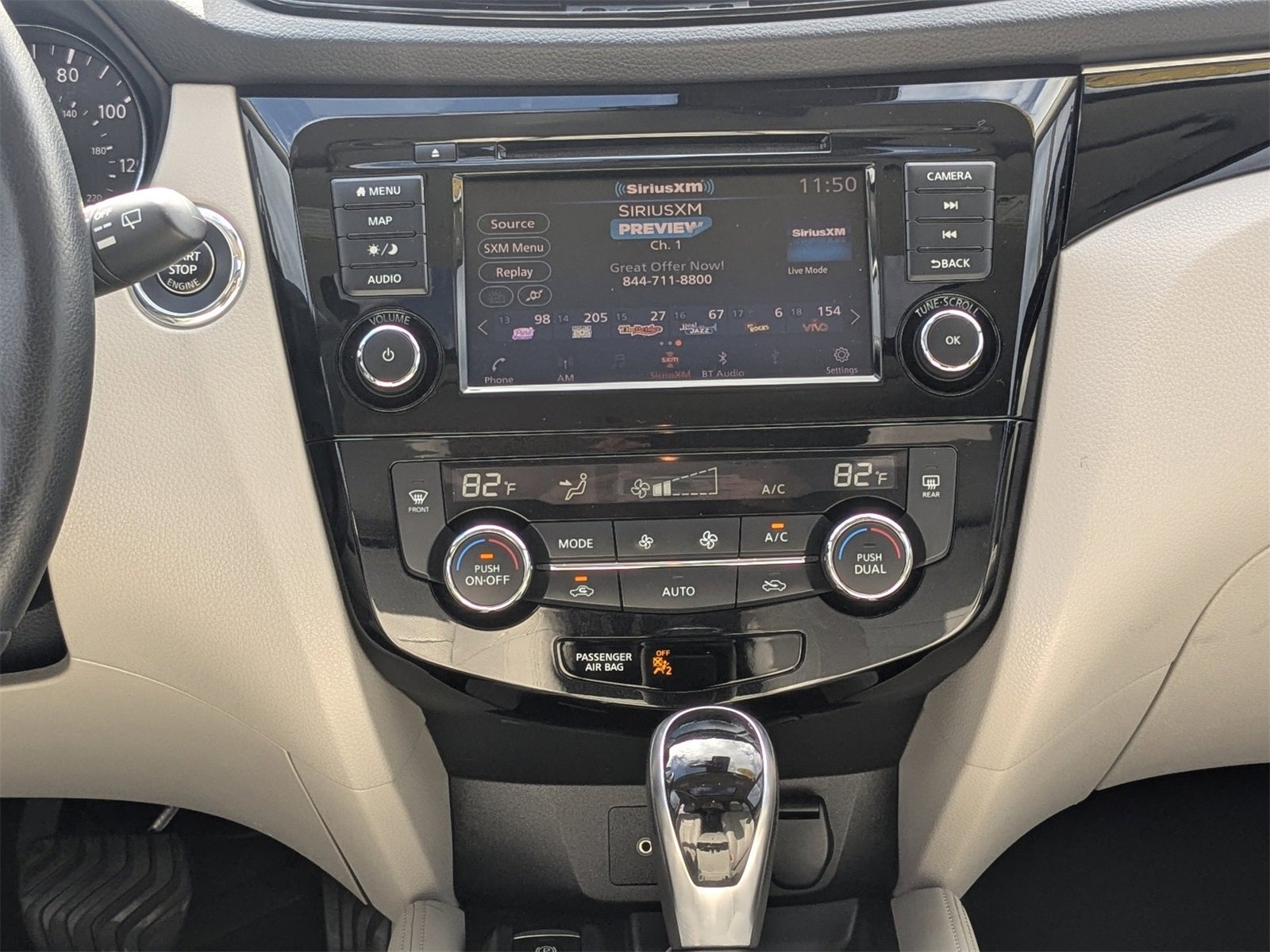Used 2019 Nissan Rogue Sport SL w/ Premium Package image 18