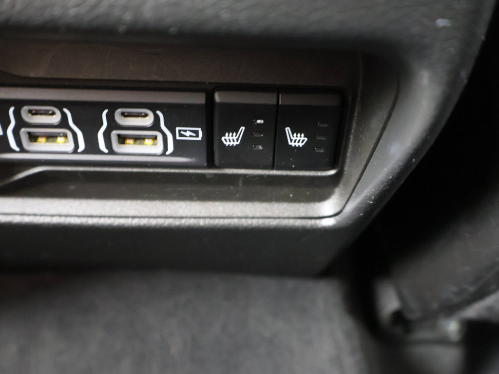 Used 2023 Jeep Grand Cherokee Limited AWD/4WD image 51