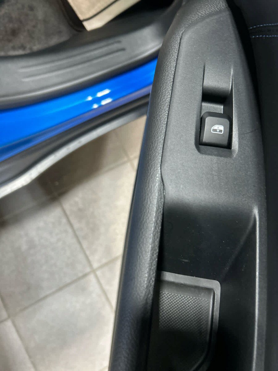 New 2026 Jeep Compass Latitude AWD/4WD image 27