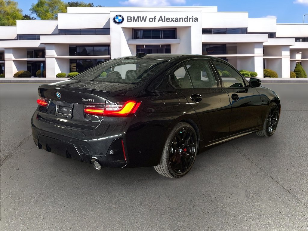 New 2026 BMW 330i xDrive Sedan w/ M Sport Package AWD/4WD image 5