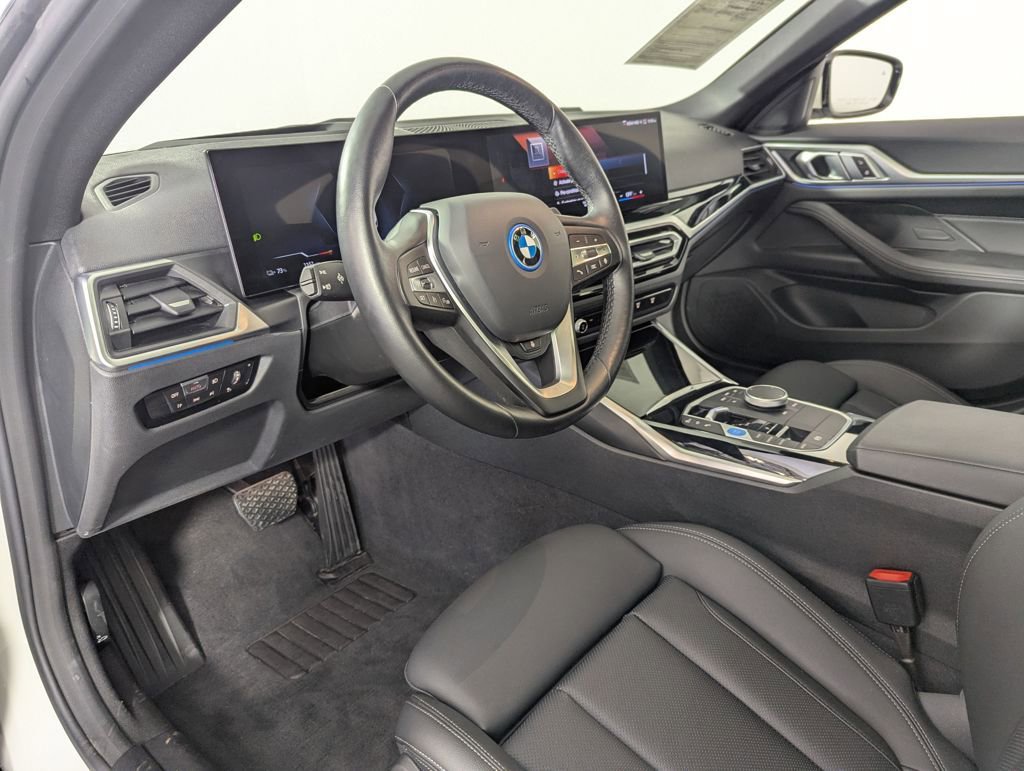 Used 2023 BMW i4 eDrive40 w/ Premium Package image 32