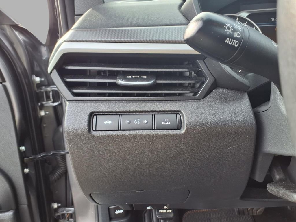 Used 2024 Nissan Altima 2.5 SR image 13