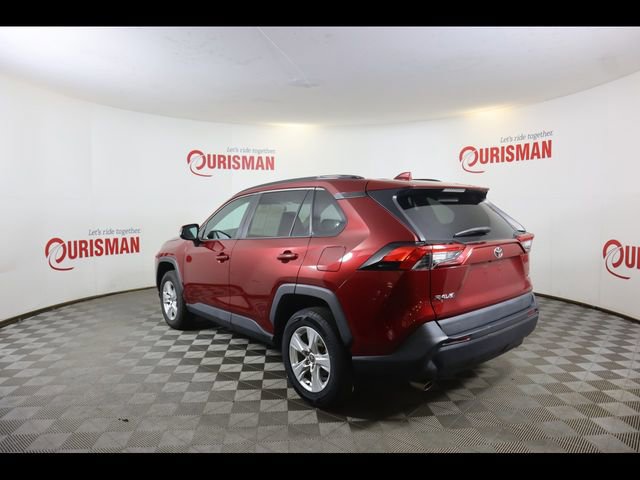 Used 2021 Toyota RAV4 XLE w/ Convenience Package image 8