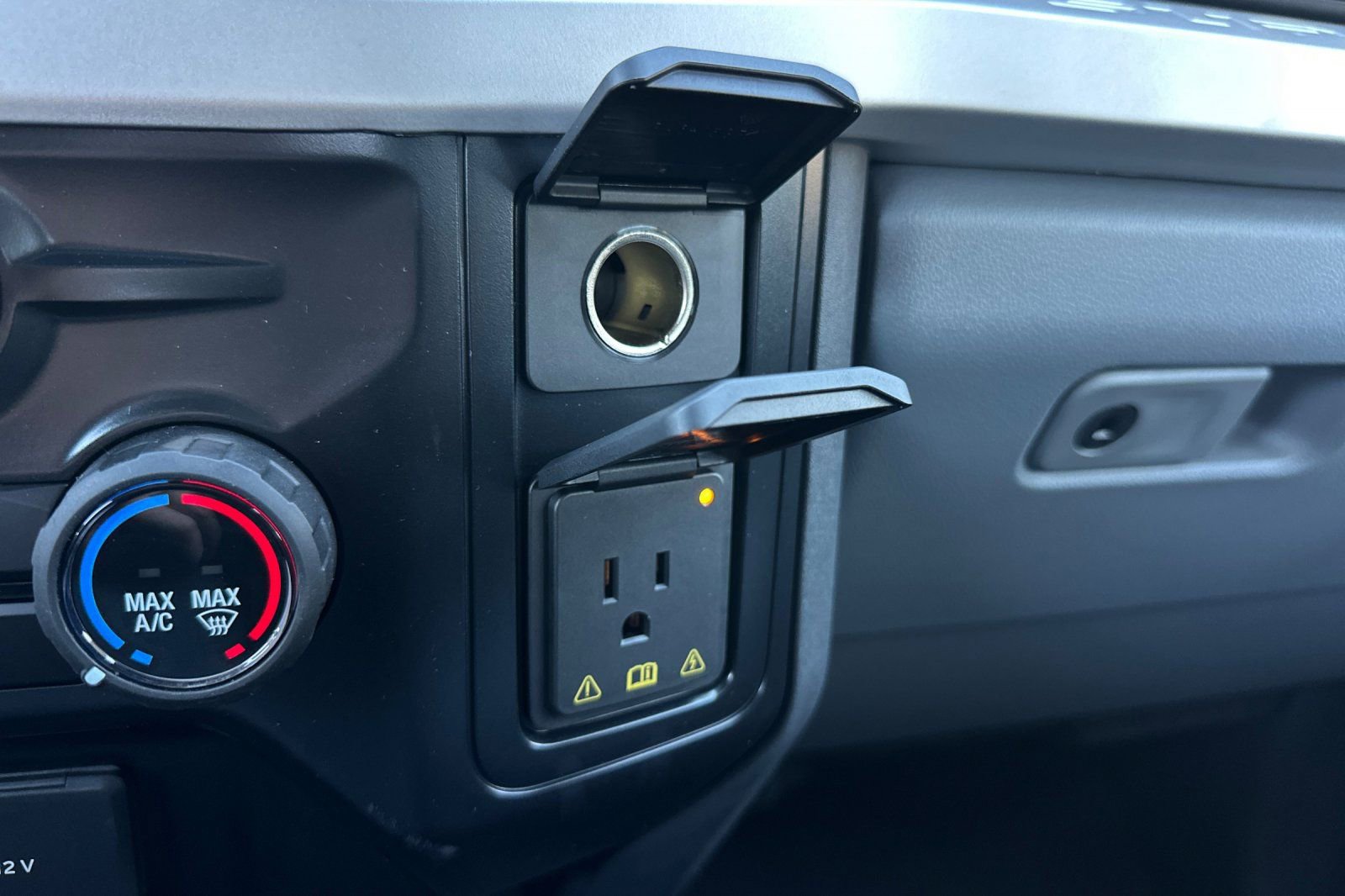 New 2026 Ford F250 XLT w/ F-250 >10K GVWR Package image 26