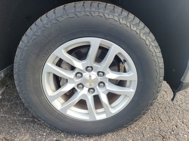 Used 2019 Chevrolet Silverado 1500 LT w/ All-Star Edition AWD/4WD image 12