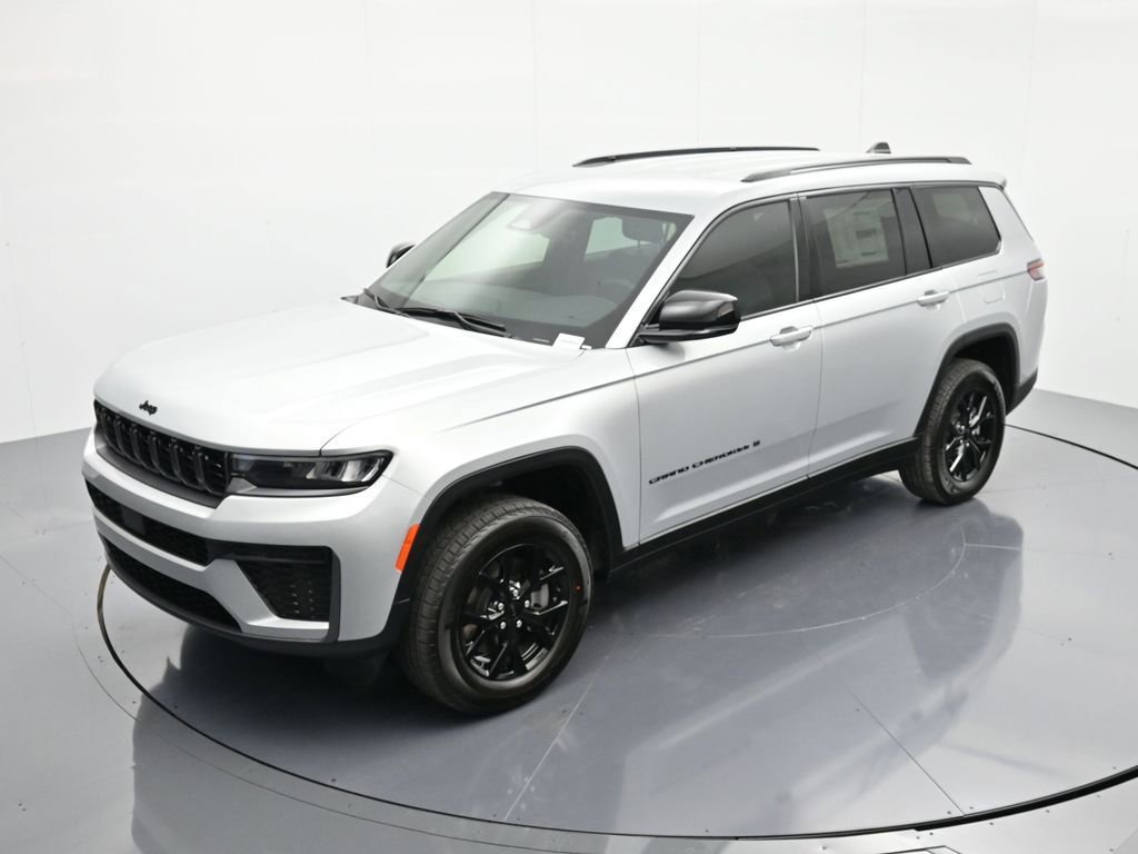 New 2026 Jeep Grand Cherokee L 4WD image 30