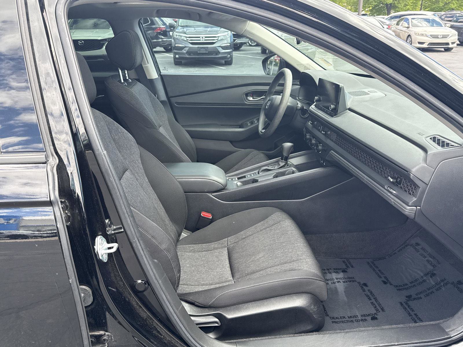 Used 2023 Honda Accord EX image 31