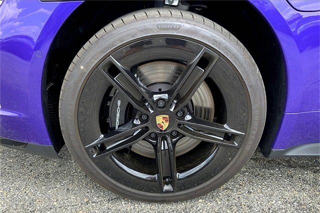 New 2025 Porsche Taycan GTS image 14