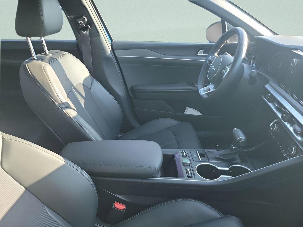 Used 2024 Kia K5 GT-Line w/ GT-Line Premium Package image 7