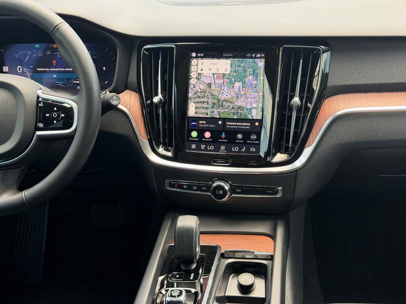 New 2026 Volvo V60 B5 Cross Country Plus w/ Climate Package AWD/4WD image 8