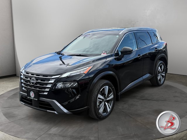 Used 2025 Nissan Rogue SL w/ Tech Package AWD/4WD image 3
