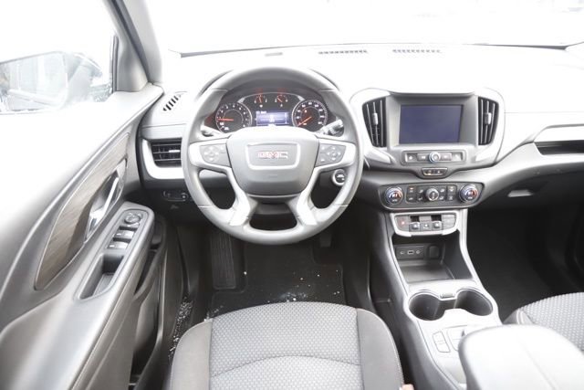 Used 2022 GMC Terrain SLE w/ Driver Convenience Package image 14