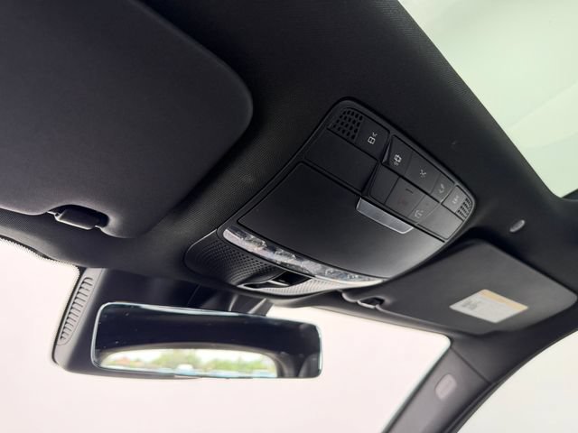 Used 2021 Mercedes-Benz GLC 300 image 41