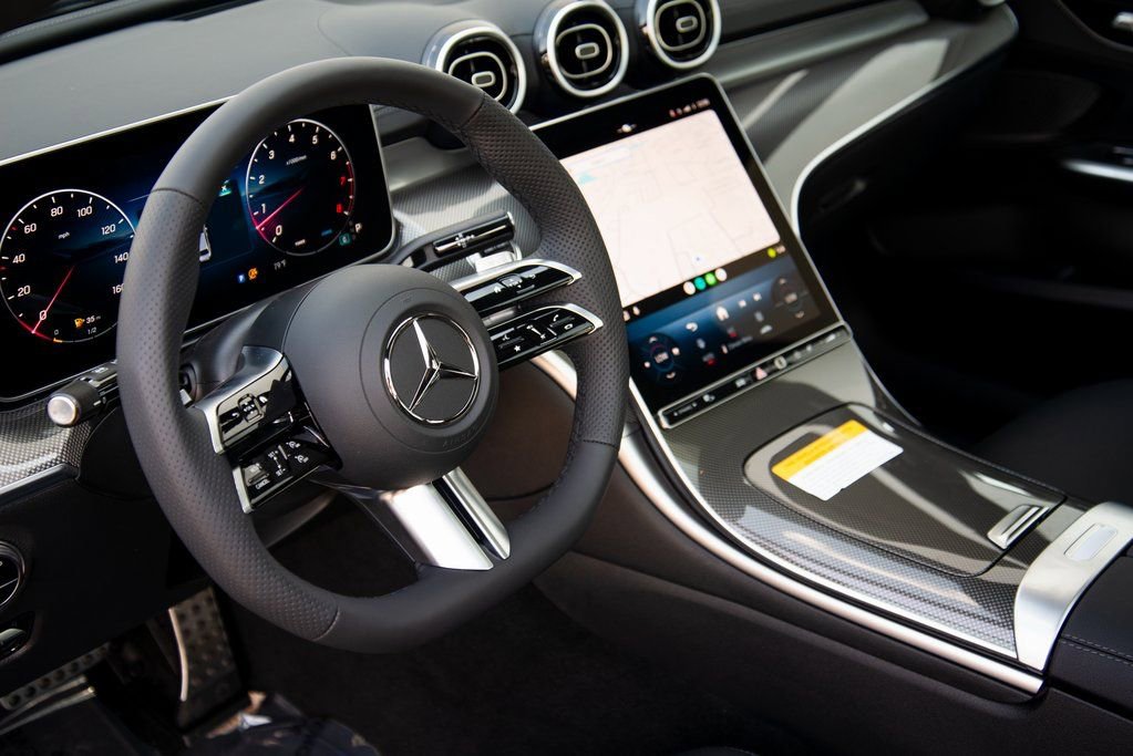 Used 2025 Mercedes-Benz C 300 4MATIC Sedan image 18