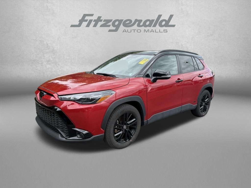 Used 2024 Toyota Corolla Cross AWD Hybrid w/ Moonroof Package image 3