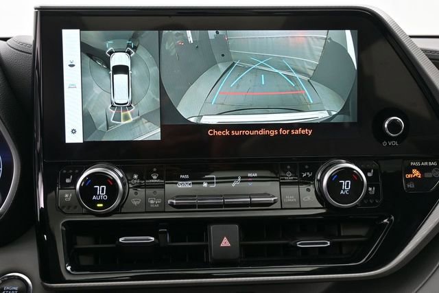Used 2023 Toyota Highlander Platinum AWD/4WD image 27