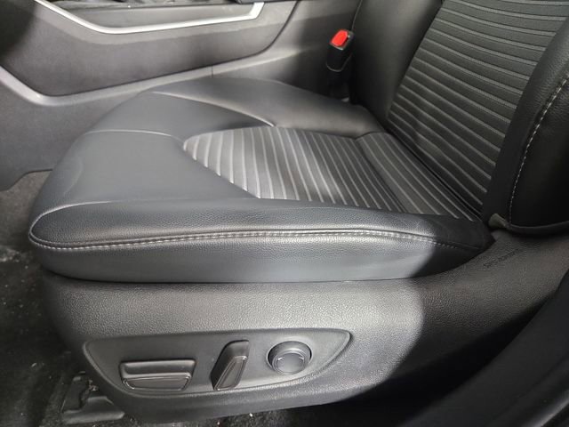 Used 2024 Toyota Highlander XSE image 29