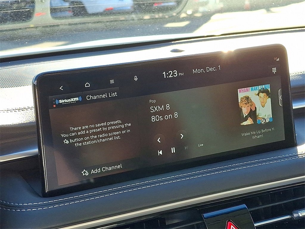 Used 2024 Genesis G70 2.5T image 17