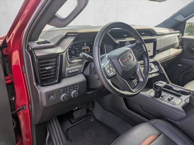Used 2024 GMC Sierra 1500 AT4 w/ Technology Package AWD/4WD image 9