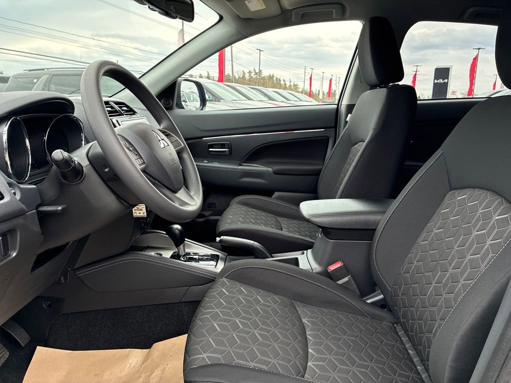 New 2026 Mitsubishi Outlander Sport ES image 11