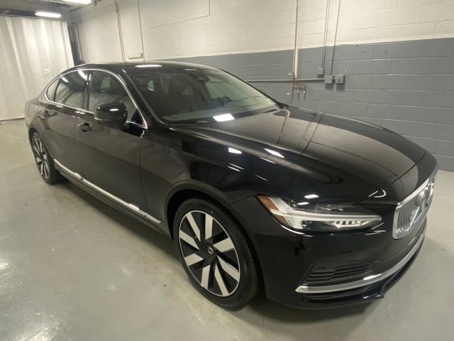 Used 2025 Volvo S90 T8 Plus AWD/4WD image 4