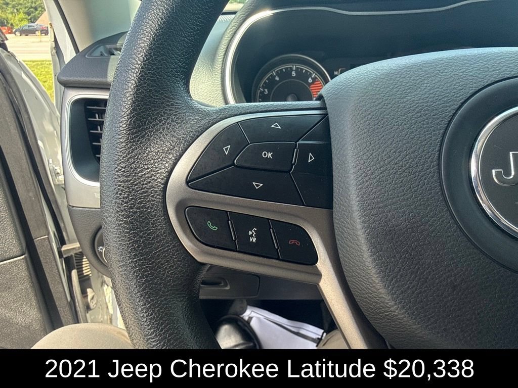 Used 2021 Jeep Cherokee Latitude w/ Mobile Office Group AWD/4WD image 30