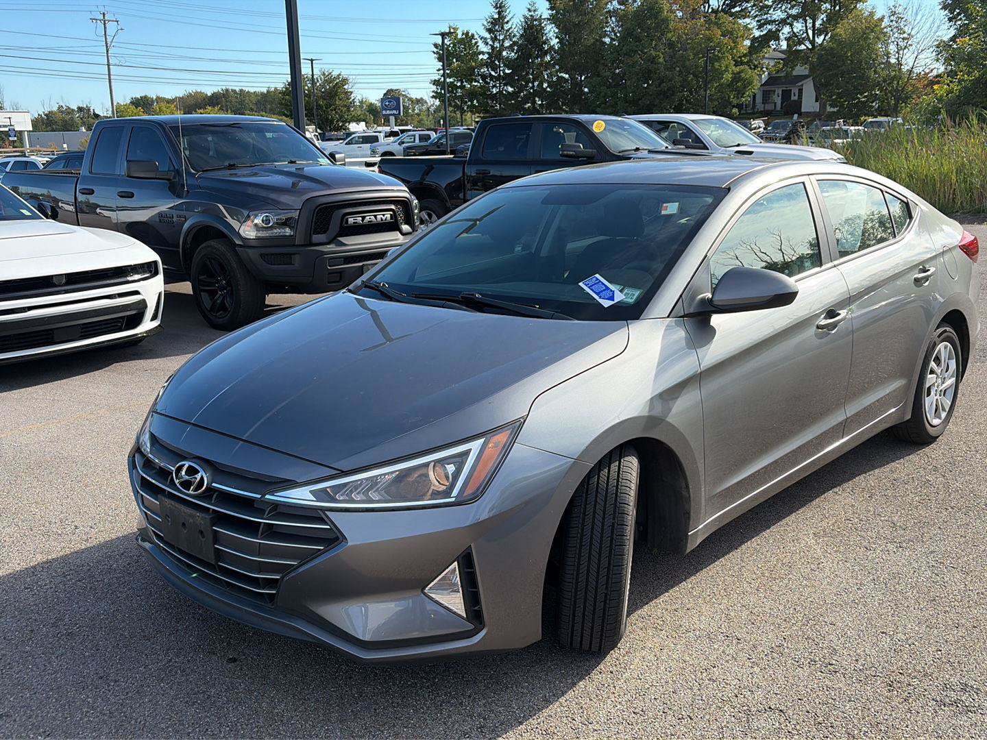 Used 2019 Hyundai Elantra SE w/ Cargo Package FWD image 4